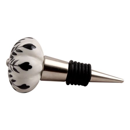 Black Leaf Ceramic Wine Stopper (Pack Of One Piece)